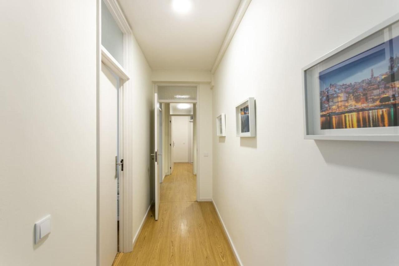 Aposentus - Elegant Functionality Porto Downtown Exterior foto